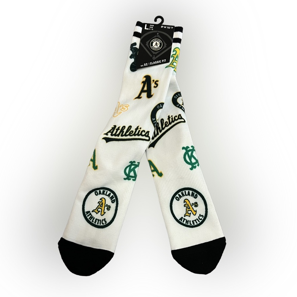 Oakland A’s Athletics Classic Fit Socks Shoe Size 6-12 NWT